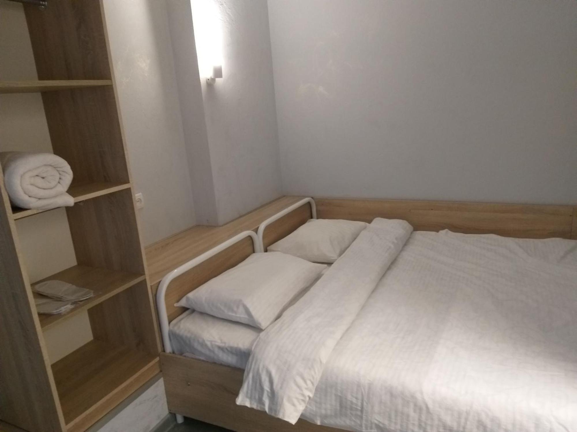 Sherlock Hotel Харков Екстериор снимка