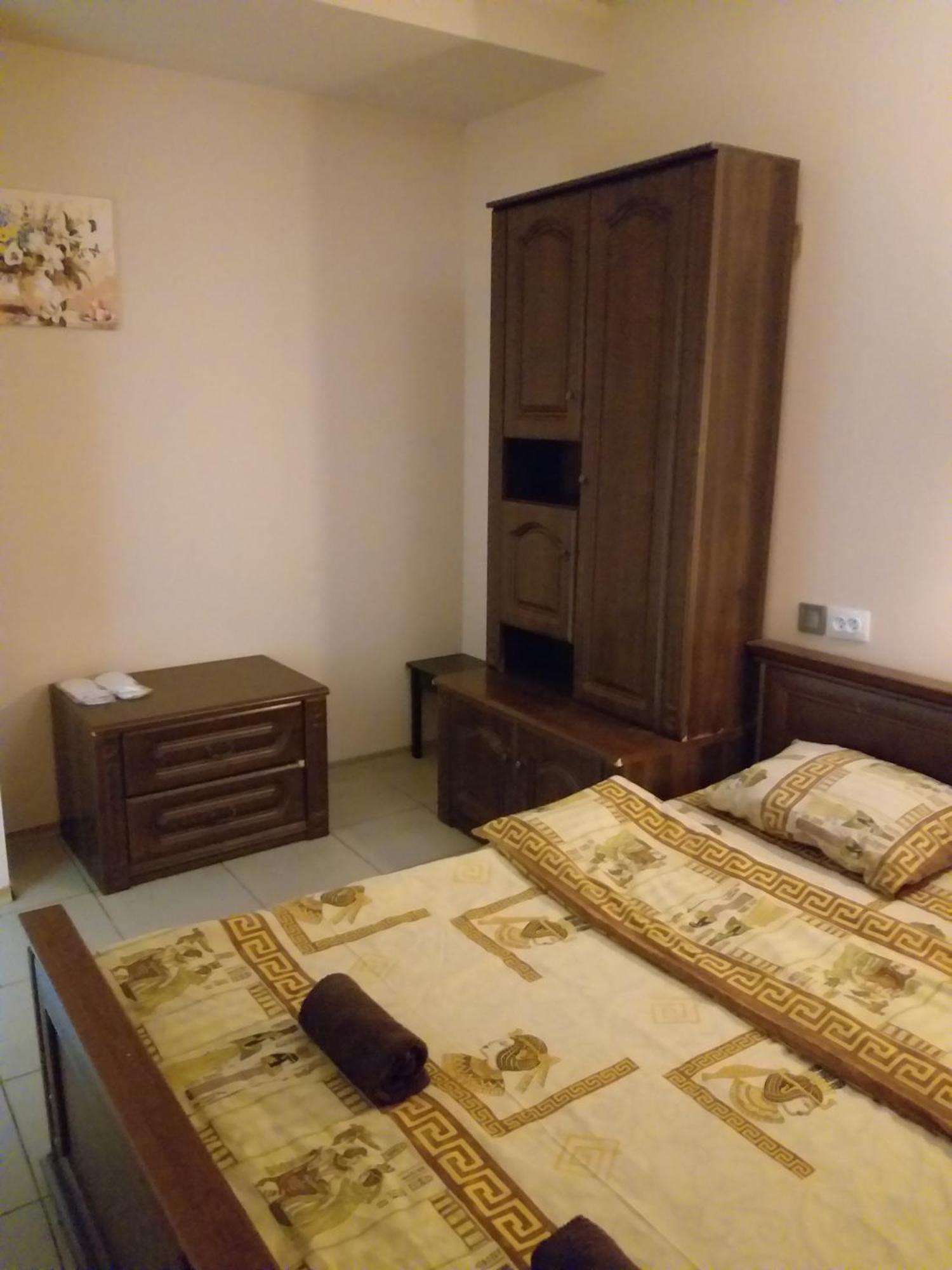 Sherlock Hotel Харков Екстериор снимка